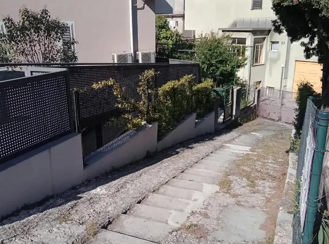 Paro Apartmán *