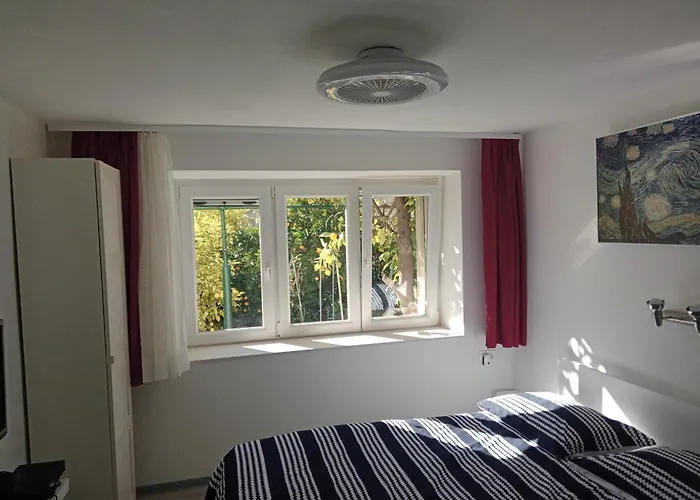 Paro Apartmán *
